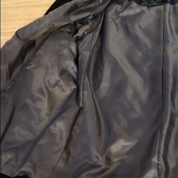 Talbots Black Quilted Velvet Jacket with Gold Buttons, size XL - Picture 7 of 16